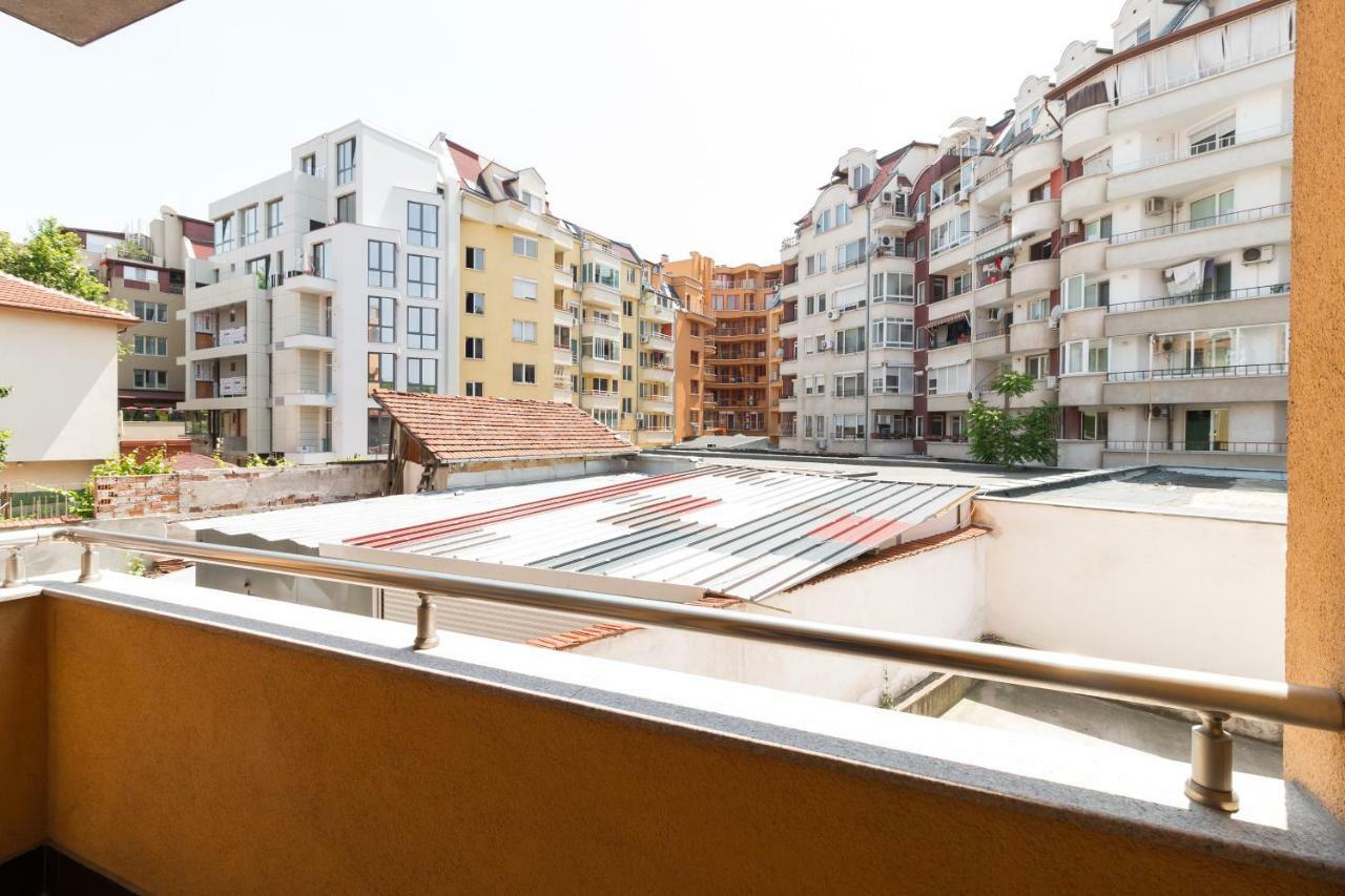 Pop Your Colors - Funky And Modern 1Bdr Apt By Flat Mаnager Plovdiv Exterior foto
